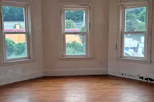 7 Preston St, Worcester, MA 01610 - Photo 27