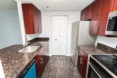 8-12 Museum Way #1425, Cambridge, MA 02141 - Photo 5