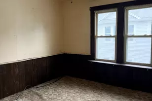 15-17 Santa Barbara St, Springfield, MA 01104 - Photo 13