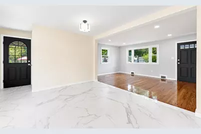 169 Slater Ave, Springfield, MA 01119 - Photo 3