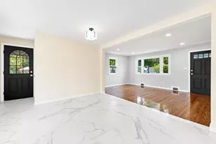 169 Slater Ave, Springfield, MA 01119 - Photo 3