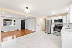 169 Slater Ave, Springfield, MA 01119 - Photo 5