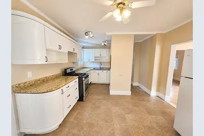 89 Sayles St, Lowell, MA 01851 - Photo 7