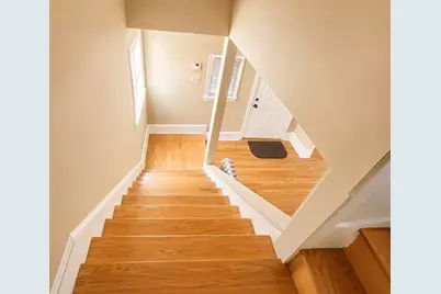 89 Sayles St, Lowell, MA 01851 - Photo 11