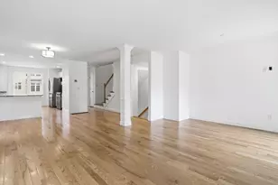 18 Dumaine Ave, Nashua, NH 03063 - Photo 29
