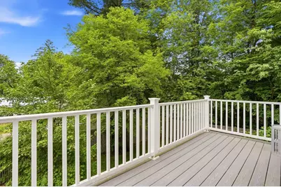 18 Dumaine Ave #E, Nashua, NH 03063 - Photo 9