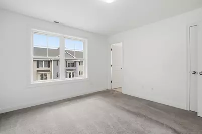 18 Dumaine Ave #E, Nashua, NH 03063 - Photo 19