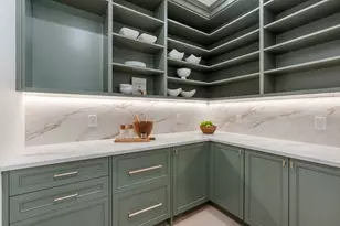 308 Prince, Newton, MA 02465 - Photo 13