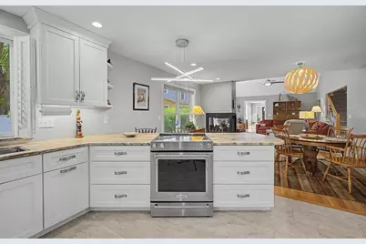 29 Woodbine Ave, Northampton, MA 01060 - Photo 15