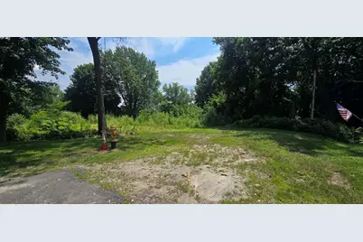 22 Huron Ave, Worcester, MA 01605 - Photo 1
