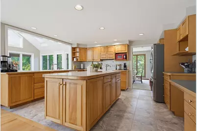 77A Christian Hill, Amherst, NH 03031 - Photo 11