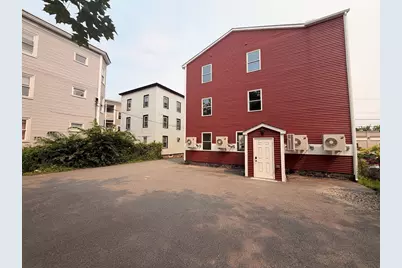 33 Pleasant St #1, Leominster, MA 01453 - Photo 19