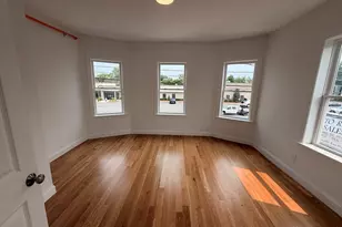 33 Pleasant St, Leominster, MA 01453 - Photo 7