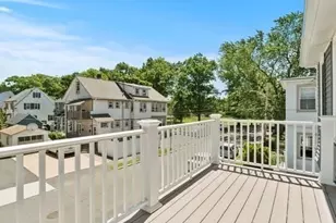 18 Mystic St, Medford, MA 02155 - Photo 3