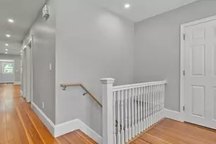 18 Mystic St, Medford, MA 02155 - Photo 5