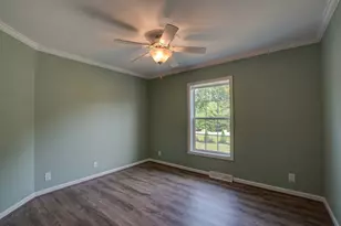 102 Topaz Ter, Gardner, MA 01440 - Photo 27