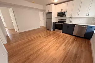 33 Pleasant St, Leominster, MA 01453 - Photo 3