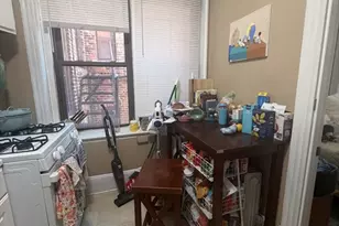 31 Irving St, Boston, MA 02114 - Photo 7