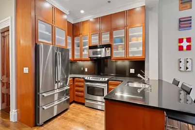 128 Marlborough Street #2, Boston, MA 02116 - Photo 9