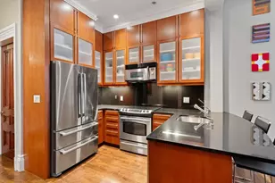 128 Marlborough St, Boston, MA 02116 - Photo 9