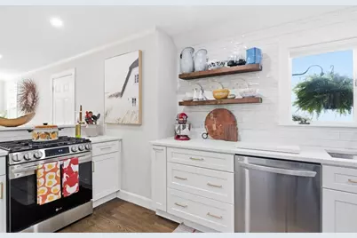 700 Grove St, Worcester, MA 01605 - Photo 7