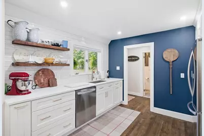 700 Grove St, Worcester, MA 01605 - Photo 9