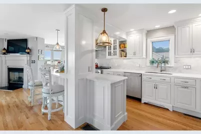 5 1/2 Rackliffe St #51/2, Gloucester, MA 01930 - Photo 5