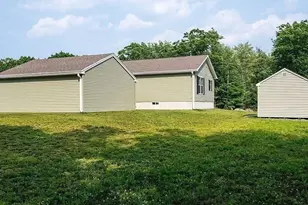 102 Topaz Ter, Gardner, MA 01440 - Photo 33