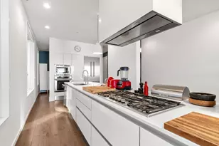 519 E 1st St, Boston, MA 02127 - Photo 5