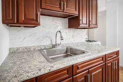 35 Parker St #2, Quincy, MA 02169 - Photo 5