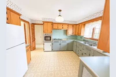 212 Charlton Road, Sturbridge, MA 01566 - Photo 11