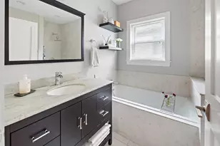 30 Oakland St, Newton, MA 02458 - Photo 17