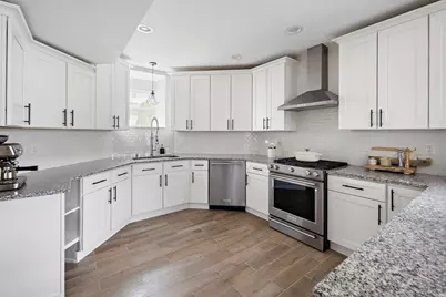 30 Oakland Street #30, Newton, MA 02458 - Photo 3