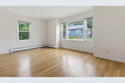 17 Reynolds St, Worcester, MA 01606 - Photo 11