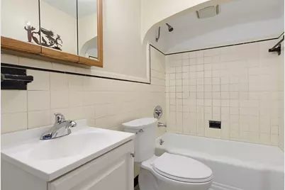 17 Reynolds St, Worcester, MA 01606 - Photo 19