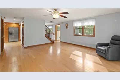 175 Lake Shore Ave, Hamilton, MA 01982 - Photo 9