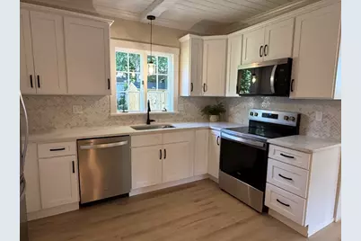 82 Hartwell St, Southbridge, MA 01550 - Photo 5