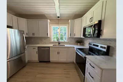 82 Hartwell St, Southbridge, MA 01550 - Photo 5