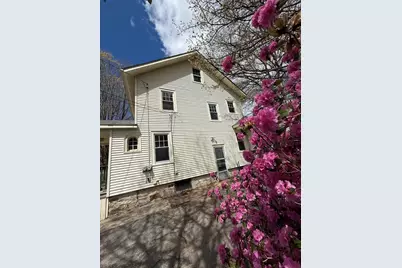 82 Hartwell St, Southbridge, MA 01550 - Photo 33