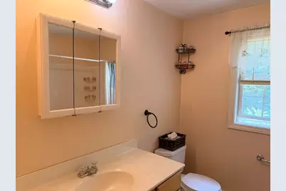 94 Whitins Rd, Sutton, MA 01590 - Photo 25