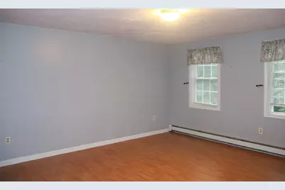 94 Whitins Rd, Sutton, MA 01590 - Photo 15