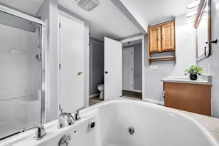 2140 Palmer Rd, Palmer, MA 01080 - Photo 17