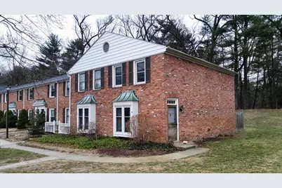 91 Yorktown Dr #91, Springfield, MA 01108 - Photo 1