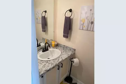 91 Yorktown Dr #91, Springfield, MA 01108 - Photo 13