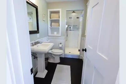 38 Central St #1, Manchester by the Sea, MA 01944 - Photo 11