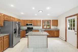 90 East Main, Northborough, MA 01532 - Photo 9