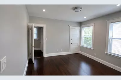 22 Rowell St, Boston, MA 02125 - Photo 13