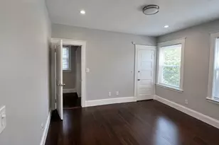 22 Rowell St, Boston, MA 02125 - Photo 13