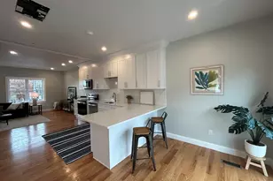 10 Windsor St, Worcester, MA 01605 - Photo 3