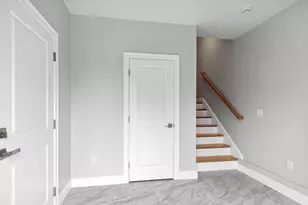 10 Windsor St, Worcester, MA 01605 - Photo 31